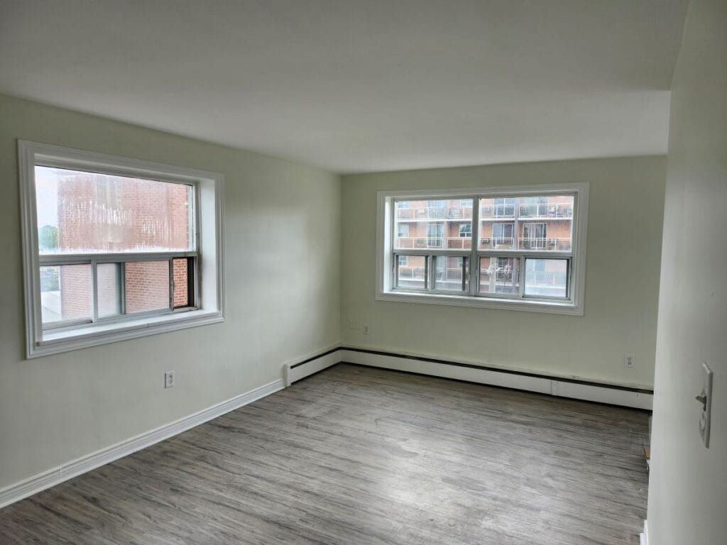 Renovated condo living room Toronto – MT Renovations