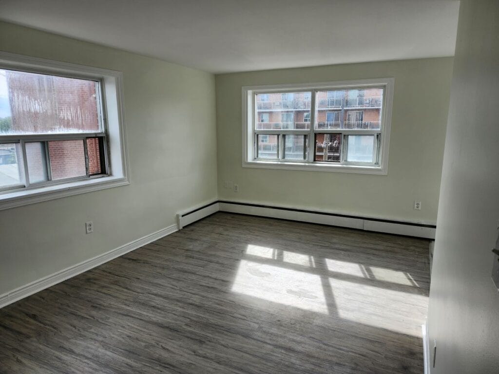 Renovated condo living room Toronto – MT Renovations